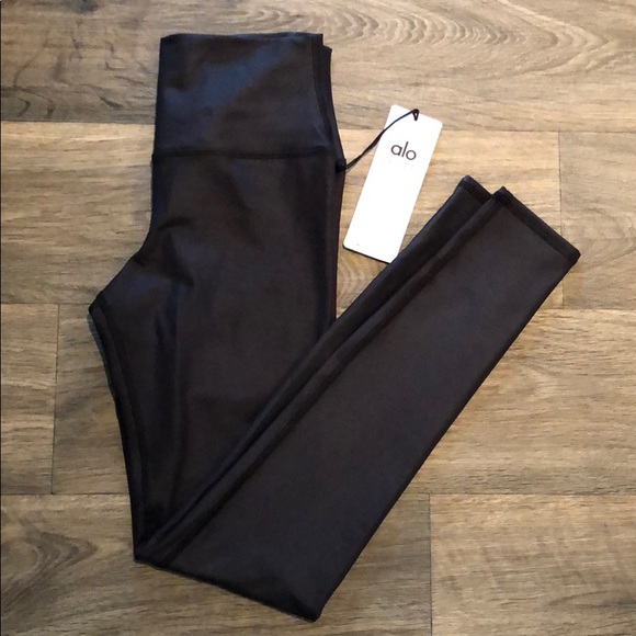 ALO Yoga Pants - Alo Yoga High-Waist Airbrush Legging